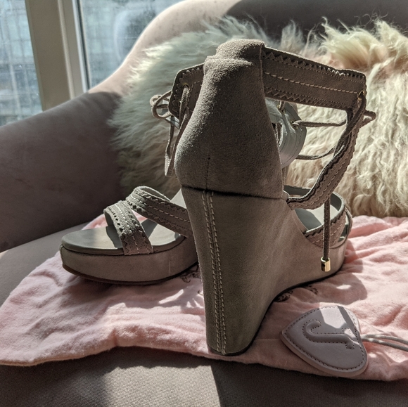 Juicy Couture Suede Platform Wedge Sandal - Picture 8 of 9